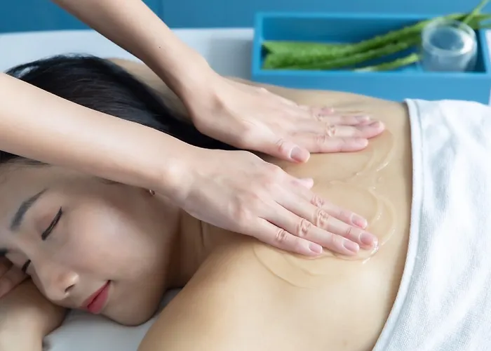 아파트호텔 128 And Massage 방콕